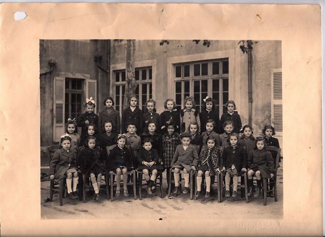 1945-46 : 10