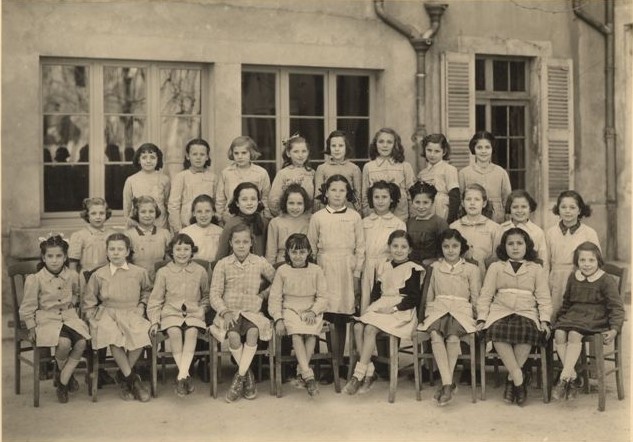 1948-49 : 81